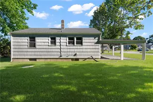 64 Martens Rd, Portsmouth, RI 02871 - Photo 18