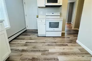 9 Maryland Ave, Pawtucket, RI 02860 - Photo 4