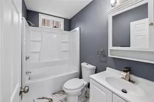 14 Duncan Ave, Providence, RI 02906 - Photo 6