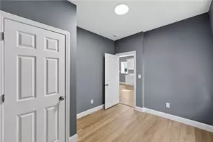 14 Duncan Ave, Providence, RI 02906 - Photo 24