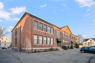 775 Potters Ave, Providence, RI 02907 - Photo 16