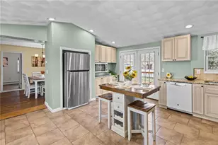 273 Main St, Cranston, RI 02823 - Photo 6