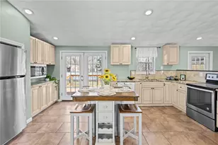 273 Main St, Cranston, RI 02823 - Photo 2