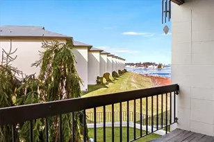 400 Narragansett Pkwy, Warwick, RI 02888 - Photo 14