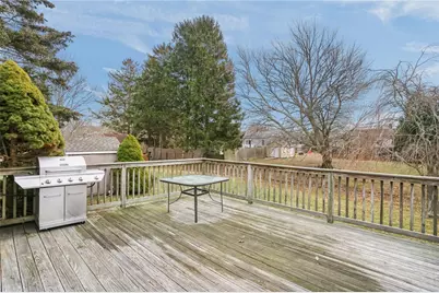 4 Philips Street, Middletown, RI 02842 - Photo 36