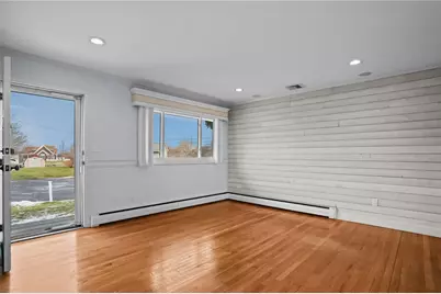 4 Philips Street, Middletown, RI 02842 - Photo 4