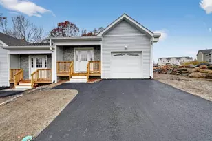 1 Leona Ct, West Warwick, RI 02893 - Photo 14