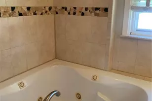 31 Elmcrest Ave, Providence, RI 02908 - Photo 36