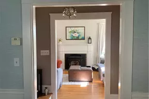 31 Elmcrest Ave, Providence, RI 02908 - Photo 8