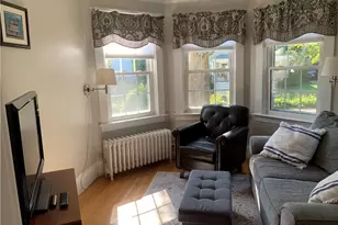 31 Elmcrest Ave, Providence, RI 02908 - Photo 16