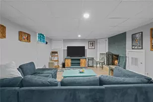 181 Highland Ave, Warwick, RI 02886 - Photo 36