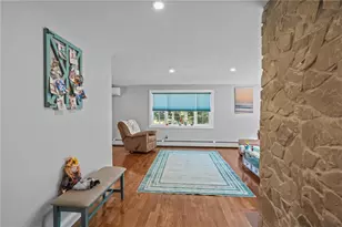 181 Highland Ave, Warwick, RI 02886 - Photo 18