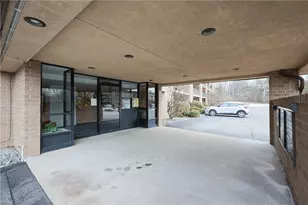 650 E Greenwich Ave, West Warwick, RI 02893 - Photo 4