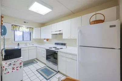 650 East Greenwich Avenue #7-207, West Warwick, RI 02893 - Photo 20