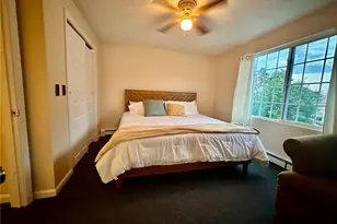 26 Hazael St, Providence, RI 02908 - Photo 8