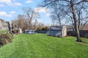 1 Roblyn Dr, Johnston, RI 02919 - Photo 32