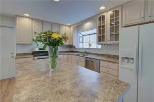 45 Pardon's Wood Ln, East Greenwich, RI 02818 - Photo 8