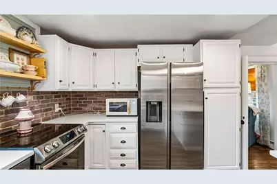 15 Shadbush Road, Warwick, RI 02888 - Photo 6