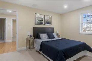 102 Ames St, Pawtucket, RI 02861 - Photo 16