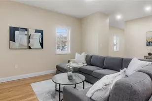 102 Ames St, Pawtucket, RI 02861 - Photo 2