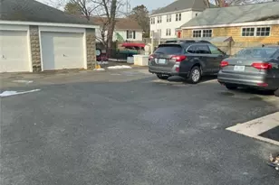 12 Caswell Ave, Newport, RI 02840 - Photo 8