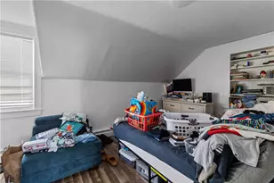 25 Eddy St, West Warwick, RI 02893 - Photo 22