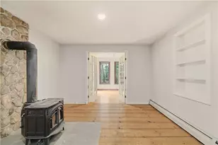 302 Hillsdale Rd, Richmond, RI 02892 - Photo 8