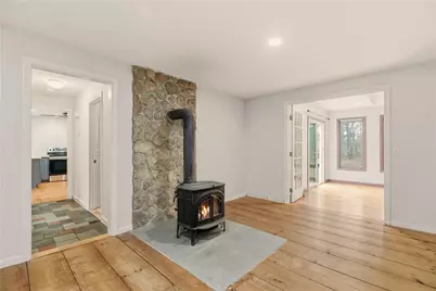 302 Hillsdale Road, Richmond, RI 02892 - Photo 6