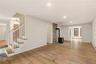 302 Hillsdale Rd, Richmond, RI 02892 - Photo 4