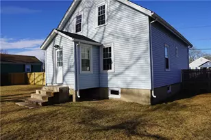 46 Royland Rd, Warwick, RI 02889 - Photo 6