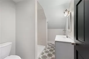 73 Moorland Ave, Cranston, RI 02905 - Photo 26