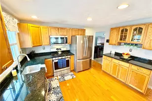 67 Steeple Chase Cir, Attleboro, MA 02703 - Photo 12