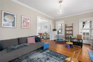 422 Wayland Ave, Providence, RI 02906 - Photo 4