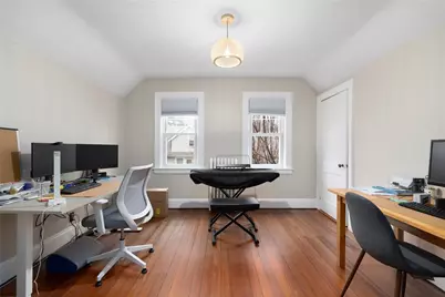 422 Wayland Avenue, Providence, RI 02906 - Photo 14