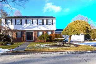 11 W Blue Ridge Rd, Cranston, RI 02920 - Photo 1