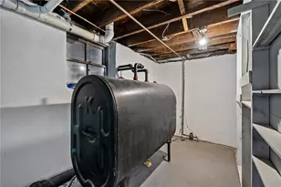 11 Bayview Ave, Newport, RI 02840 - Photo 40