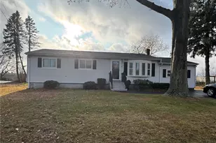 73 Armory Dr, Warwick, RI 02889 - Photo 1