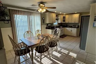 73 Armory Dr, Warwick, RI 02889 - Photo 4