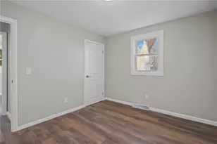 38 Bowman St, Warwick, RI 02889 - Photo 26