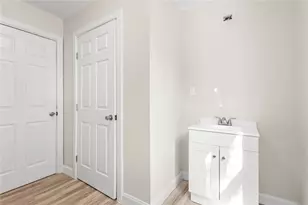 80 Summit St, Woonsocket, RI 02895 - Photo 12