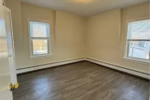 14 Tillinghast Ave, Warwick, RI 02886 - Photo 10