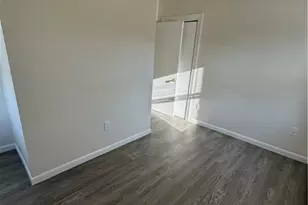 14 Tillinghast Ave, Warwick, RI 02886 - Photo 14