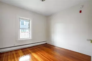 292 Pleasant St, East Providence, RI 02916 - Photo 12