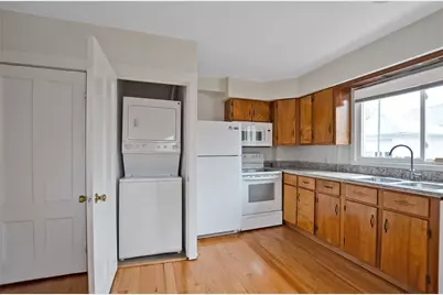 292 Pleasant Street #1, East Providence, RI 02916 - Photo 8