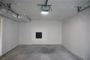 1232 Narragansett Blvd, Cranston, RI 02905 - Photo 42