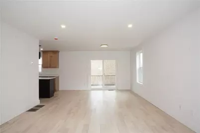 1232 Narragansett Boulevard, Cranston, RI 02905 - Photo 18