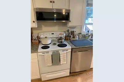 34 Callender Avenue #2, Newport, RI 02840 - Photo 4