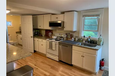 34 Callender Avenue #2, Newport, RI 02840 - Photo 1