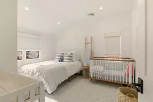 8 Kerins Terrace, Newport, RI 02840 - Photo 12