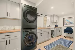 8 Kerins Terrace, Newport, RI 02840 - Photo 28